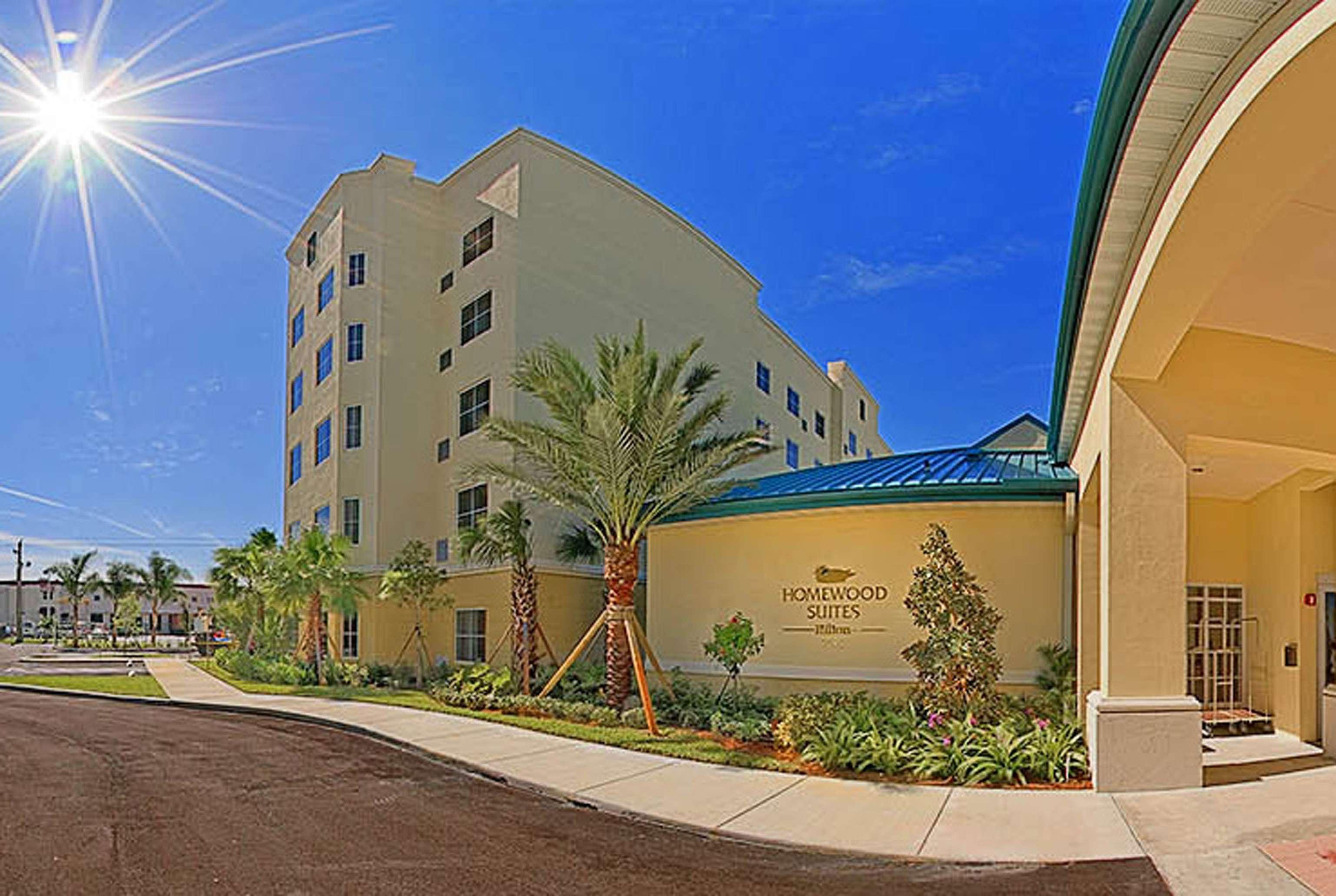 Homewood Suites By Hilton Miami - Airport West Miami Springs Exterior foto