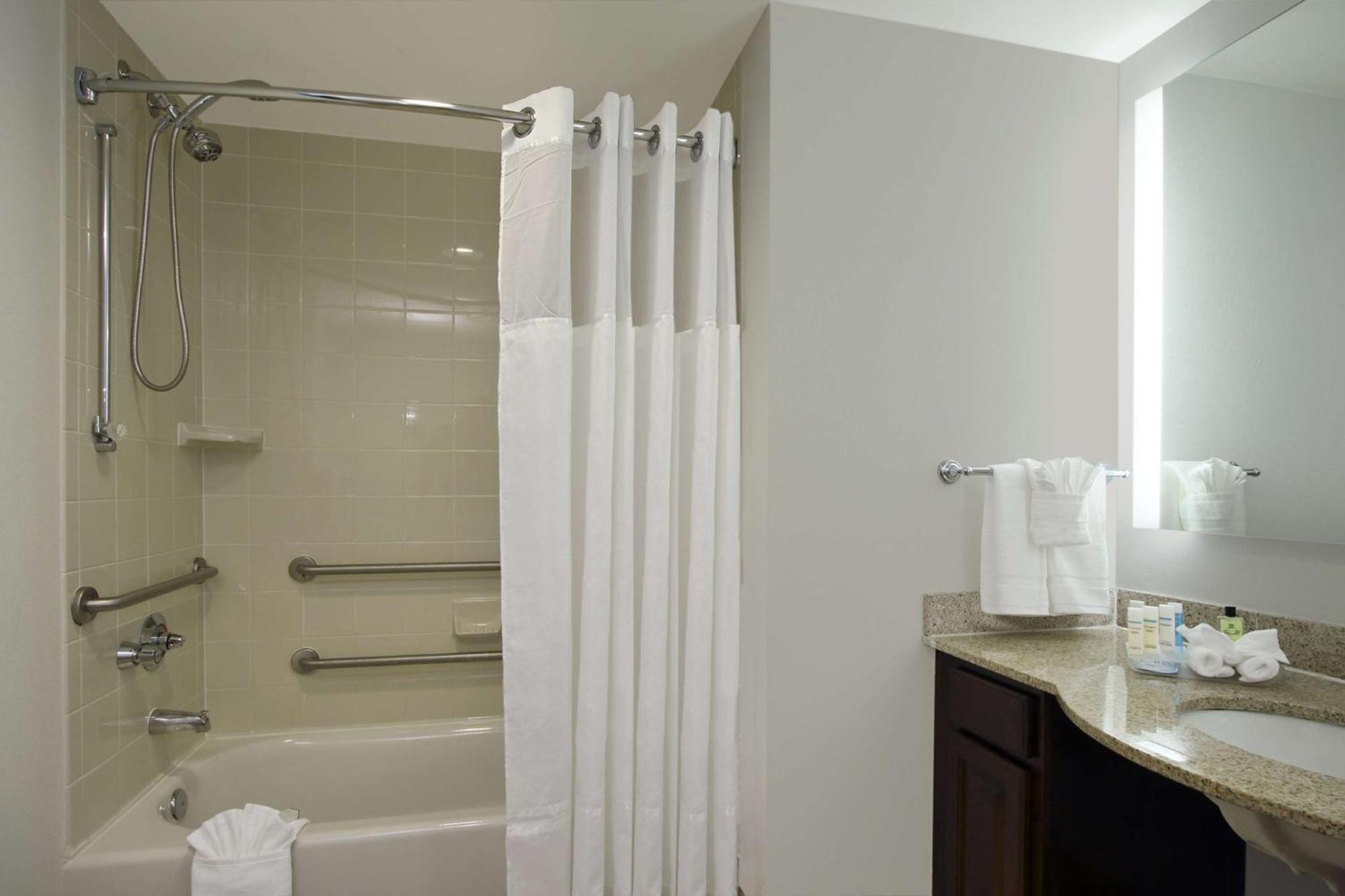 Homewood Suites By Hilton Miami - Airport West Miami Springs Exterior foto
