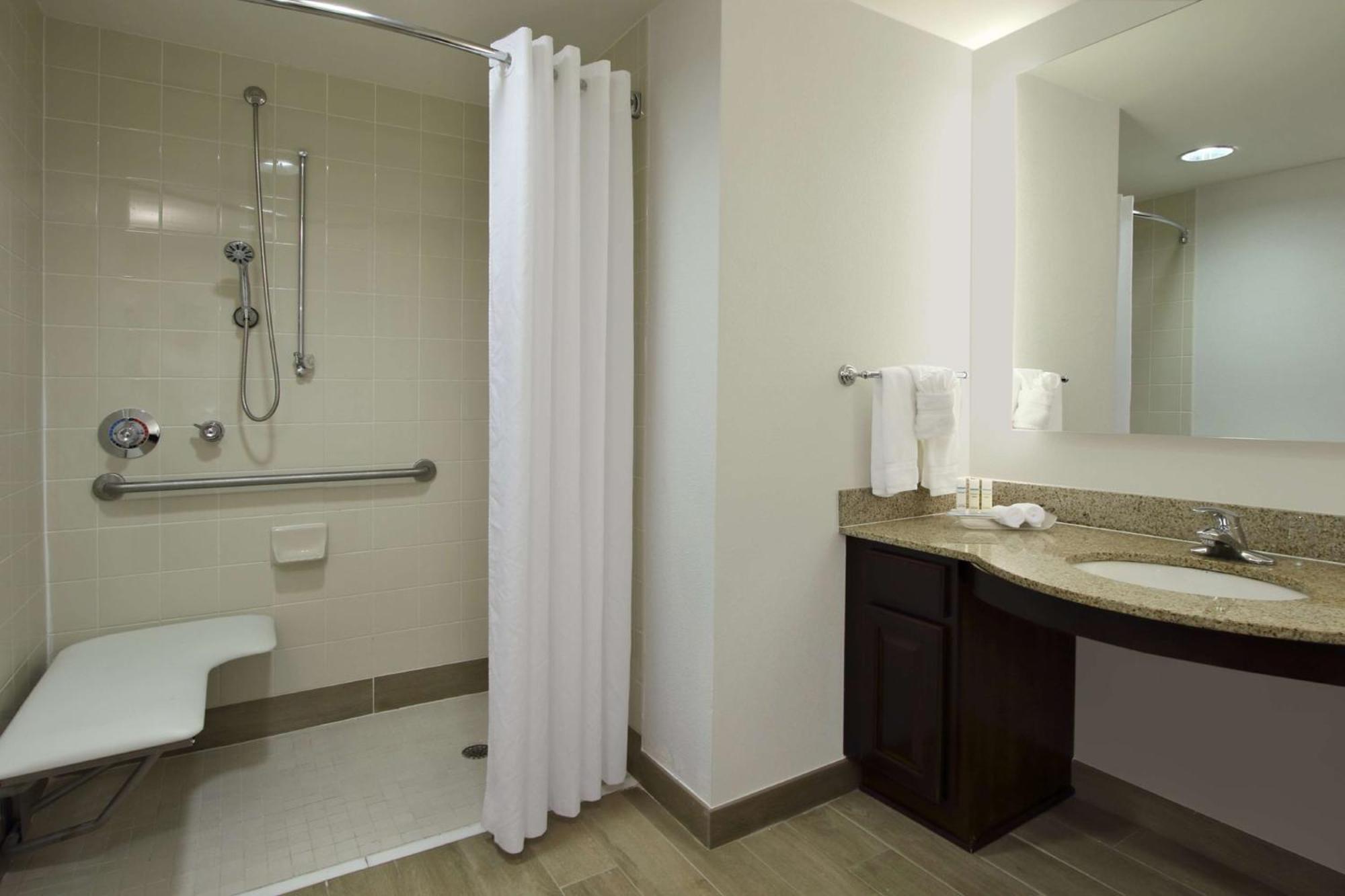 Homewood Suites By Hilton Miami - Airport West Miami Springs Exterior foto