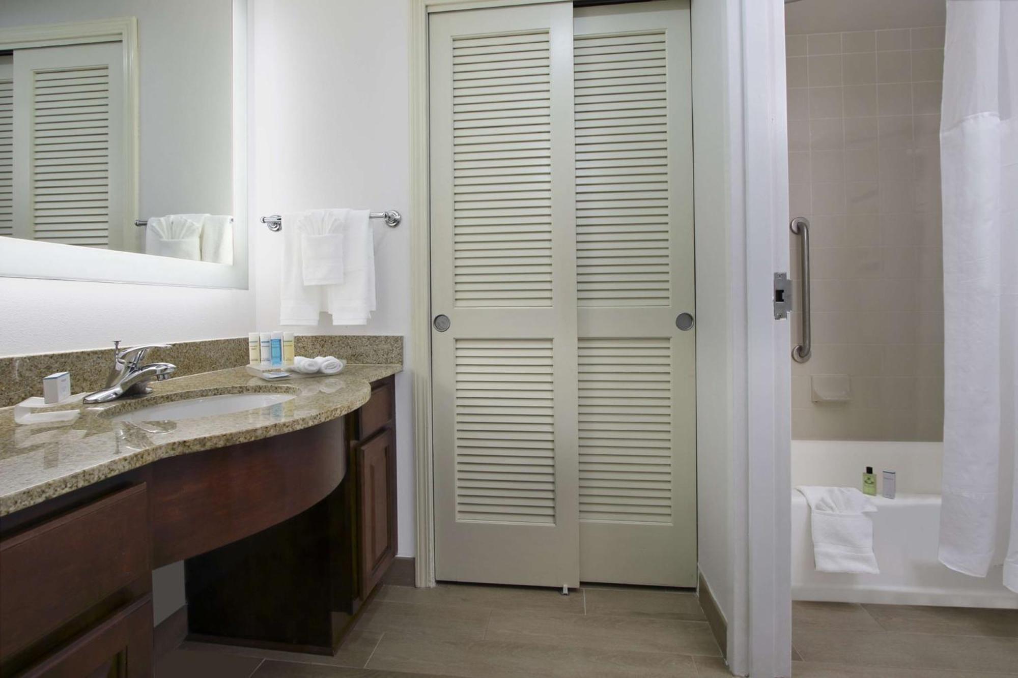 Homewood Suites By Hilton Miami - Airport West Miami Springs Exterior foto