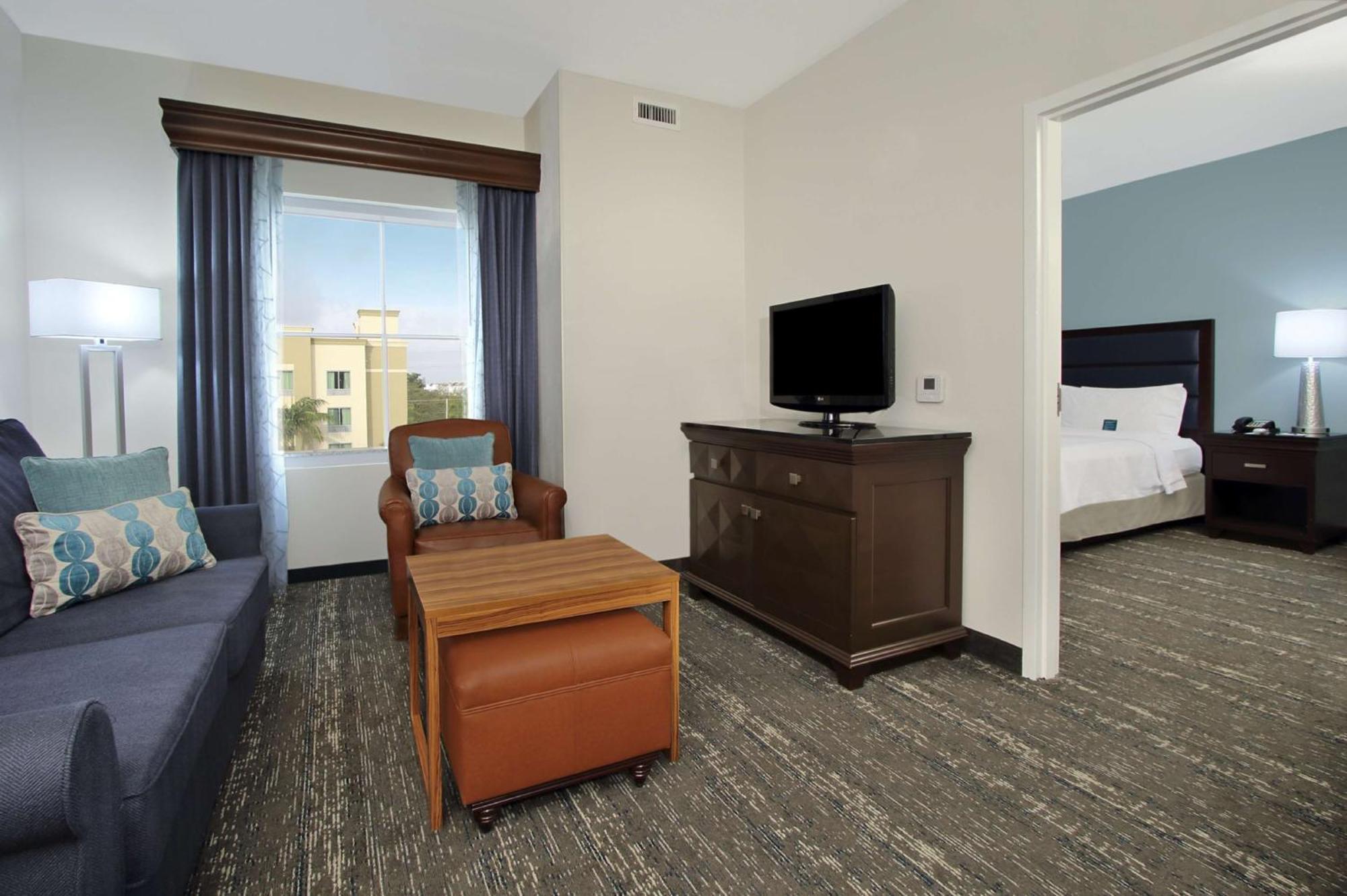 Homewood Suites By Hilton Miami - Airport West Miami Springs Exterior foto